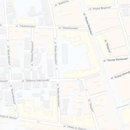 Center - Free Parking - Walk To Main Street *
