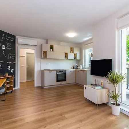 Peaceful Retreat - Free Parking 普罗夫迪夫