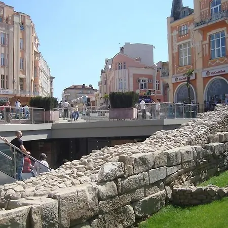 Center - Free Parking - Walk To Main Street * Plovdiv