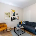 Appartement Center - Free Parking - Walk To Main Street